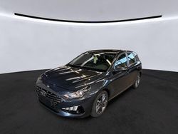 Grau Gebraucht 2023 Hyundai i30 Trend Limousine | 13.999 € (Guter Preis)