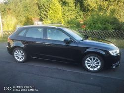 Schwarz Gebraucht 2013 Audi A3 Attraction Limousine | 12.000 € (Fairer Preis)