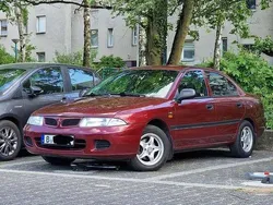 Gebraucht 1998 Mitsubishi Carisma Limousine | 600 € (Fairer Preis)