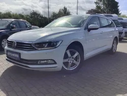 Weiß Gebraucht 2017 VW Passat Comfortline Kombi | 8.990 € (Fairer Preis)