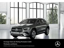 Mountain grau Gebraucht 2024 Mercedes GLA180 Advanced SUV | 34.590 € (Guter Preis)