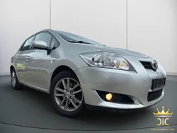 Silber Gebraucht 2009 Toyota Auris Team Limousine | 1.495 € (Guter Preis)