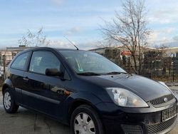 Blau Gebraucht 2007 Ford Fiesta Ambiente Limousine | 1.250 € (Guter Preis)