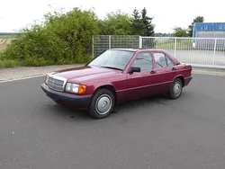 Rot Gebraucht 1992 Mercedes 190 Limousine | 3.000 €