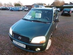 Grün Gebraucht 2002 Suzuki Ignis Limousine | 1.295 € (Superpreis)