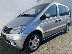 Silber Gebraucht 2005 Mercedes Vaneo Van / Kleinbus | 5.990 €
