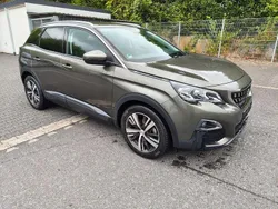 Grau Gebraucht 2019 Peugeot 3008 Allure SUV | 16.990 € (Fairer Preis)