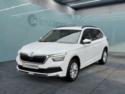 Weiß Gebraucht 2023 Skoda Kamiq Ambition SUV | 25.600 € (Etwas zu teuer)