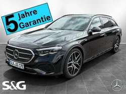 Metalliclack obsidianschwarz Gebraucht 2025 Mercedes E300 Kombi | 88.899 €