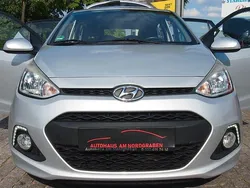 Silber Gebraucht 2014 Hyundai i10 Edition Kleinwagen | 9.500 € (Teuer)