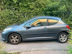 Silber Gebraucht 2008 Peugeot 207 Urban Move Kleinwagen | 800 € (Fairer Preis)