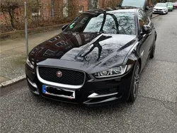 Schwarz Gebraucht 2016 Jaguar XE R-Sport Limousine | 12.600 € (Fairer Preis)