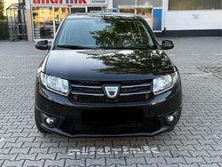 Schwarz Gebraucht 2013 Dacia Sandero Lauréate Kleinwagen | 2.990 € (Fairer Preis)