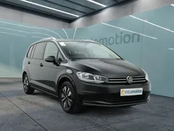Schwarz Gebraucht 2024 VW Touran Move Van / Kleinbus | 33.249 € (Guter Preis)