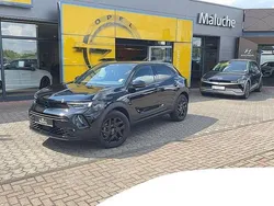 Karbon schwarz (metallic) Gebraucht 2024 Opel Mokka SUV | 29.790 € (Teuer)