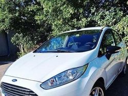 Weiß Gebraucht 2015 Ford Fiesta Titanium Kleinwagen | 4.750 € (Guter Preis)