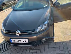 Braun Gebraucht 2011 VW Golf VI Comfortline Kombi | 3.500 € (Superpreis)