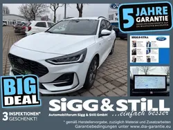 Frostweiß Gebraucht 2024 Ford Focus ST-Line Kombi | 20.950 € (Superpreis)