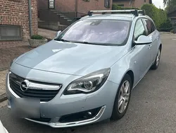 Blau Gebraucht 2016 Opel Insignia Kombi | 12.500 € (Fairer Preis)