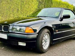 Schwarz Gebraucht 1996 BMW 318 Cabriolet Cabrio | 11.900 €