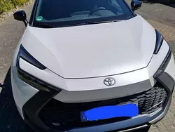 Weiß Gebraucht 2023 Toyota C-HR Team SUV | 26.500 € (Guter Preis)
