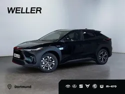 Weiss Gebraucht 2023 Toyota bZ4X Basis SUV | 29.990 € (Fairer Preis)