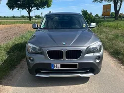 Grau Gebraucht 2011 BMW X1 SUV | 11.399 € (Fairer Preis)
