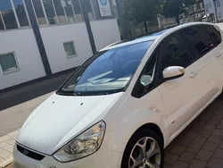 Weiß Gebraucht 2008 Ford S-MAX Van / Kleinbus | 7.000 € (Teuer)