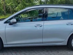 Silber Gebraucht 2021 VW Golf VIII Life Kombi | 18.000 € (Guter Preis)