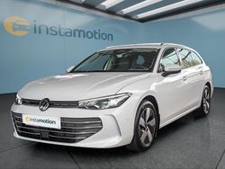 Weiß Gebraucht 2025 VW Passat Kombi | 35.749 € (Guter Preis)