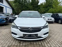 Weiß Gebraucht 2016 Opel Astra Dynamic Kombi | 4.999 € (Guter Preis)