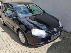 Schwarz Gebraucht 2007 VW Golf V Trendline Kleinwagen | 3.650 € (Fairer Preis)