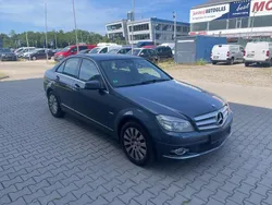 Grau Gebraucht 2010 Mercedes C220 Avantgarde Limousine | 9.700 € (Etwas zu teuer)