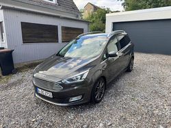 Grau Gebraucht 2018 Ford Grand C-Max Titanium Van / Kleinbus | 13.490 € (Fairer Preis)