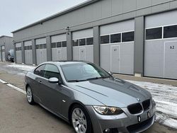Grau Gebraucht 2007 BMW 335 Performance Coupé | 14.499 € (Fairer Preis)