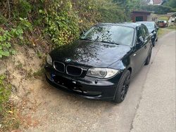 Schwarz Gebraucht 2011 BMW 120 Performance Kleinwagen | 9.700 € (Fairer Preis)