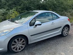 Silber Gebraucht 2007 Peugeot 207 CC Cabrio | 1.700 € (Guter Preis)