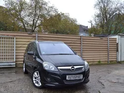 Schwarz Gebraucht 2008 Opel Zafira Sport Van / Kleinbus | 5.980 € (Teuer)