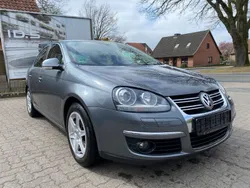 Grau Gebraucht 2006 VW Jetta Comfortline Limousine | 5.555 € (Fairer Preis)
