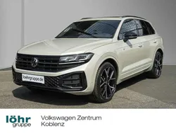 Sechura beige metallic Gebraucht 2024 VW Touareg R-line SUV | 77.980 € (Teuer)