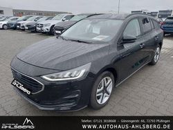 Schwarz Gebraucht 2022 Ford Focus Kombi | 20.900 € (Guter Preis)