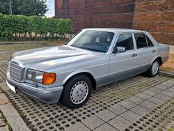 Silber Gebraucht 1989 Mercedes S300 SE Limousine | 9.800 €