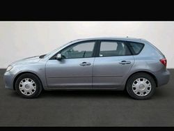 Grau Gebraucht 2005 Mazda 3 Inclusive Limousine | 2.200 €