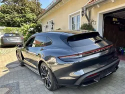 Grau Gebraucht 2021 Porsche Taycan Turbo S Limousine | 91.990 € (Superpreis)