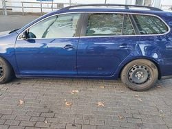 Blau Gebraucht 2009 VW Golf VI Sportline Kombi | 6.500 € (Etwas zu teuer)