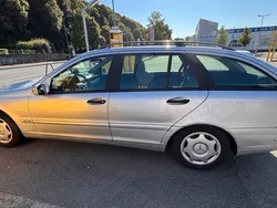 Grau Gebraucht 2003 Mercedes C200 Kombi | 2.200 € (Teuer)