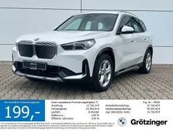 Alpinweiß uni Neu 2025 BMW iX1 xLine SUV | 51.290 € (Guter Preis)