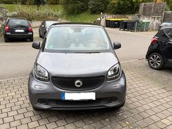Grau Gebraucht 2015 Smart ForFour Kleinwagen | 9.600 € (Fairer Preis)