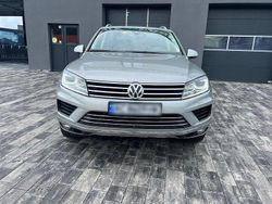 Grau Gebraucht 2015 VW Touareg Edition SUV | 23.000 €