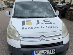 Weiß Gebraucht 2011 Citroën Berlingo Van / Kleinbus | 1.800 € (Superpreis)